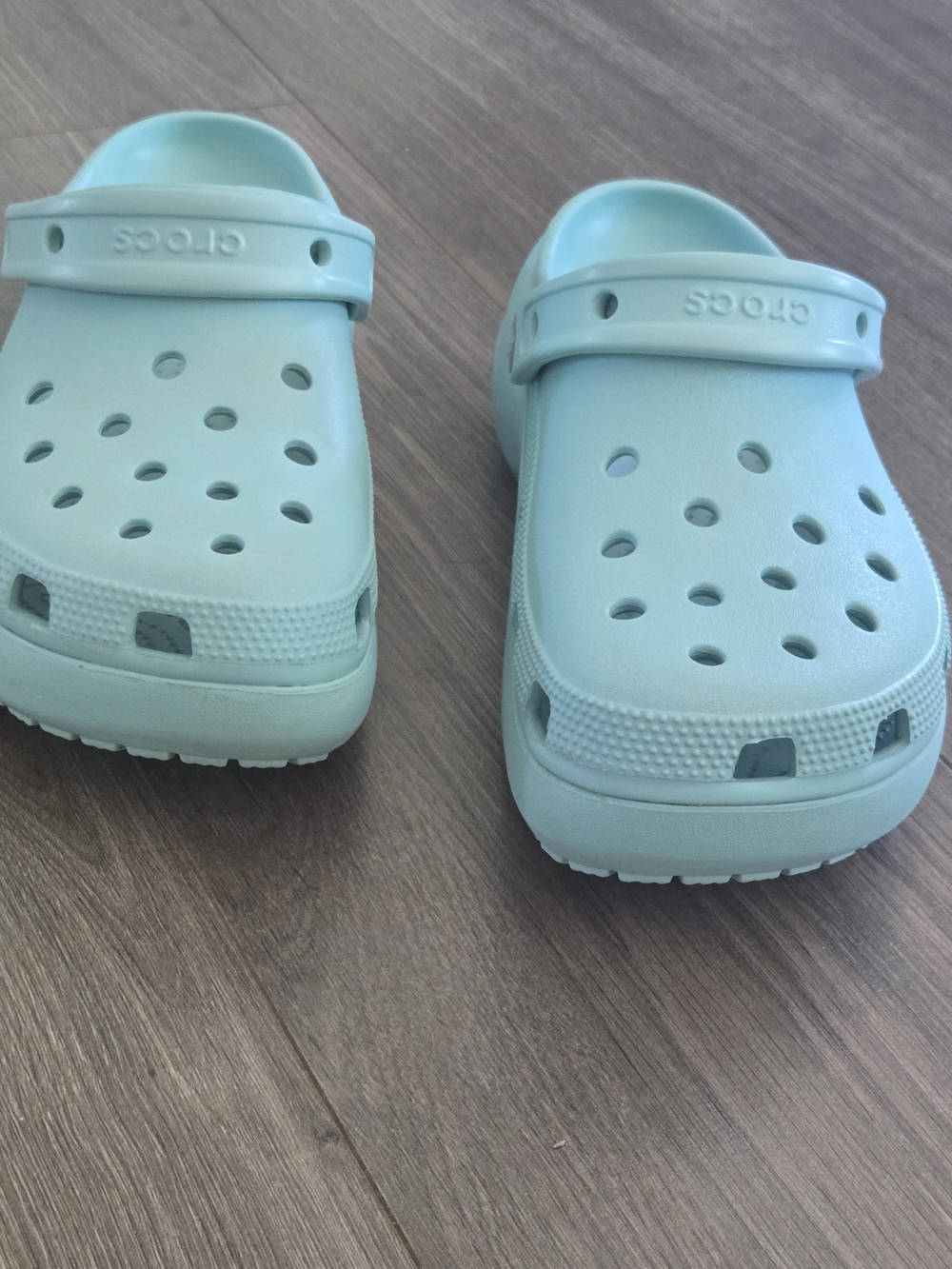 Crocs Women's Classic Platform Clog Light Aquamarine Pastel Teal S 9 Comfort - Picture 3 of 11